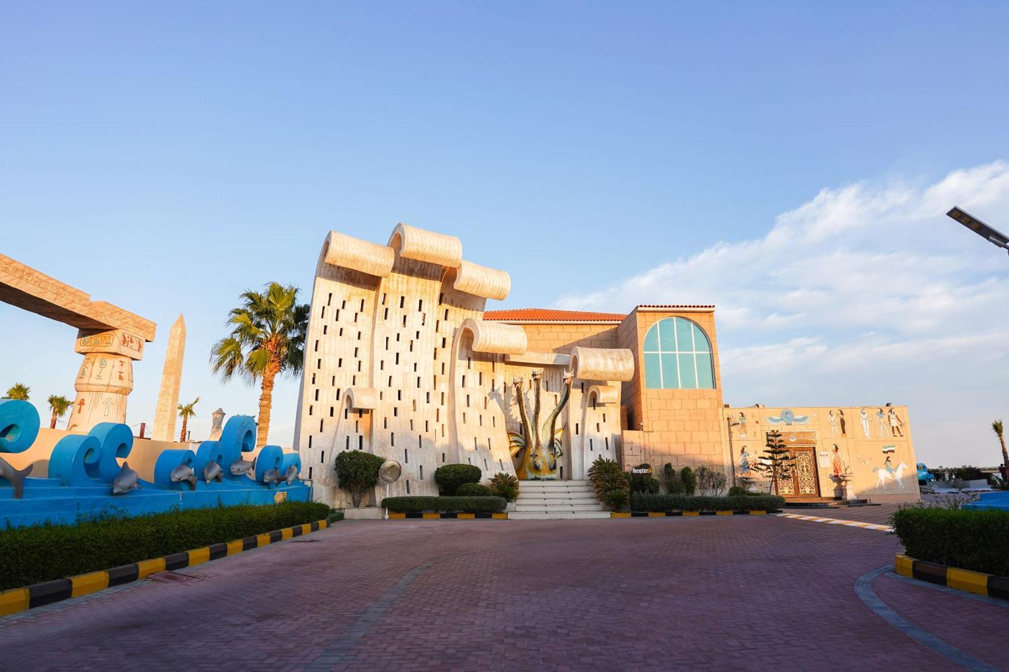 Palma Beach Resort & Spa Umm al-Quwain Exterior photo